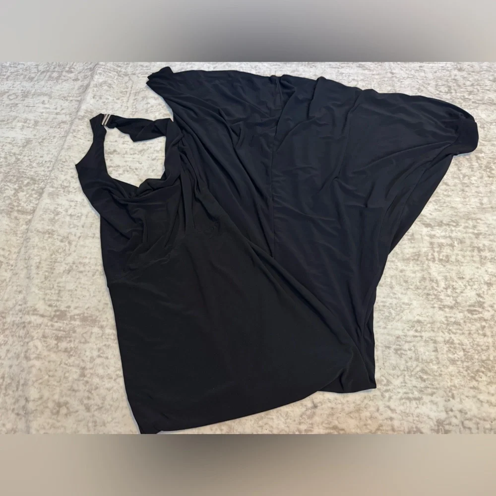 MILANI
Black Backless Cowl Neck Fishtail Maxi Dress - Picture 3 of 7